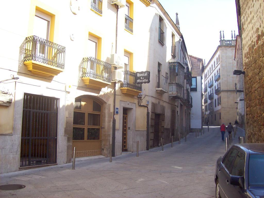 פלאסנסיה Hostal Muralla מראה חיצוני תמונה